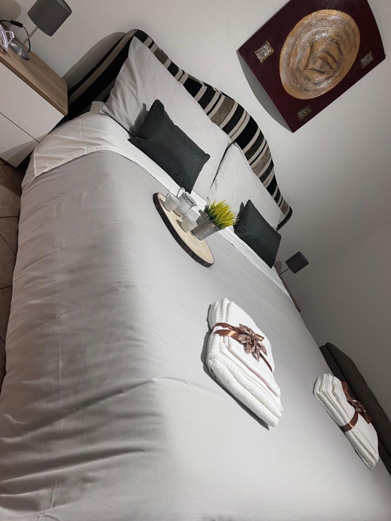 Theroom41 Lecce Zewnętrze zdjęcie